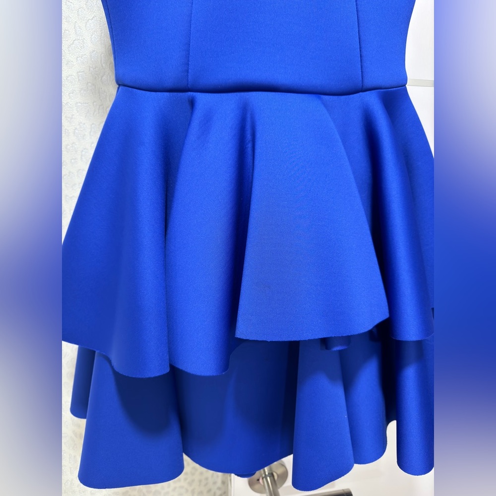 Dress - Picture 3 of 6